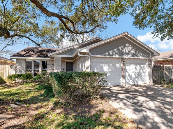 7410 Londres Drive, Houston TX 77083