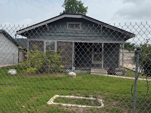 8607 Farqueson Street, Houston TX 77029