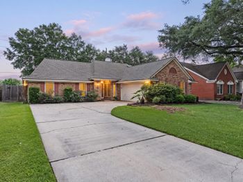 15818 Sweetwater Creek Drive