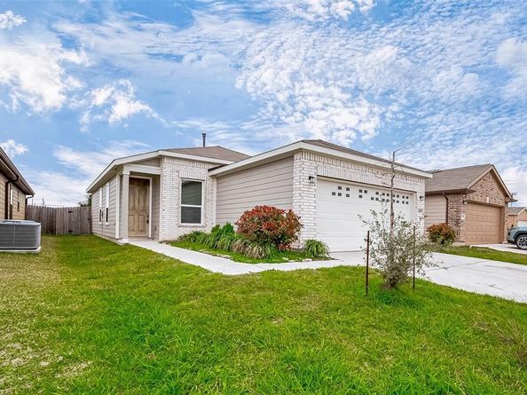 6031 Diamond Sky Lane, Houston TX 77048