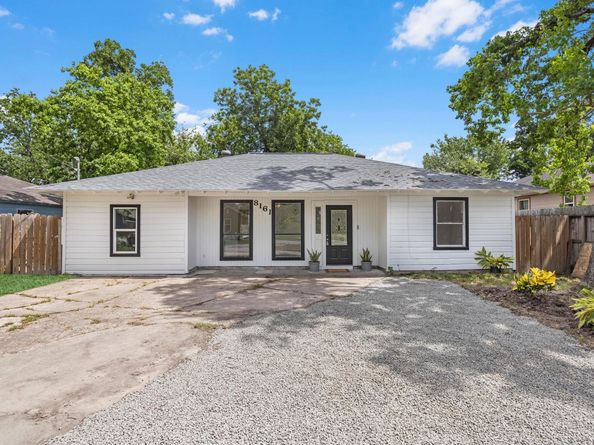8161 Record Street, Houston TX 77028
