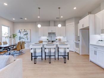 5132 Rosslyn Road