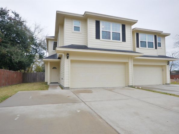 106 Eddy Street B, Humble TX 77338