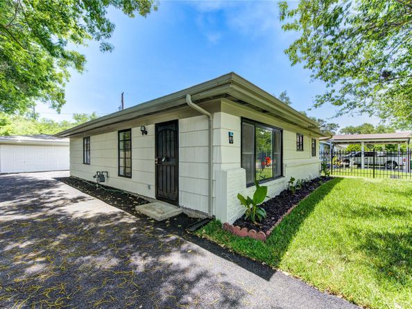 4914 Pershing Street, Houston TX 77033