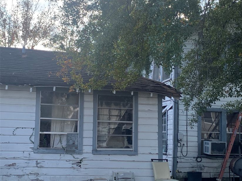 5215 Hardy Street, Houston TX 77009