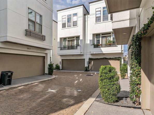 5429 Larkin Street, Houston TX 77007