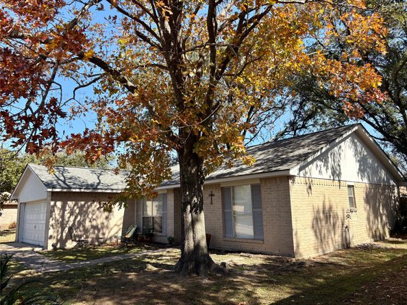 4822 Misty Shadows Drive, Houston TX 77041