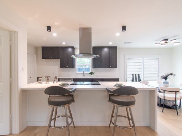 5326 De Lange Lane, Houston TX 77092