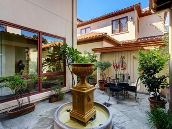 2522 Kingston Street