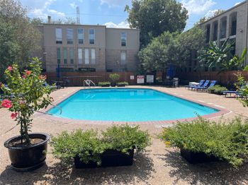 4643 Wild Indigo Street