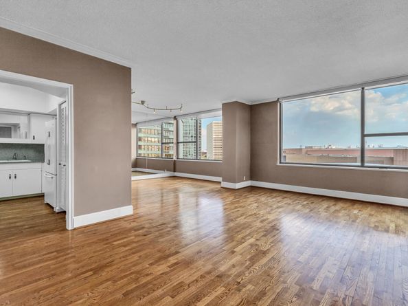 14 Greenway Plaza 9O, Houston TX 77046