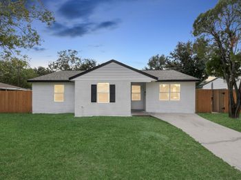 4842 Larkspur Street