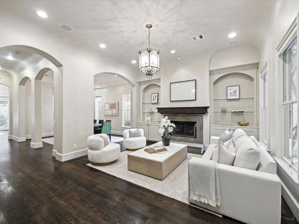 2145 Fairview Avenue, Houston TX 77019