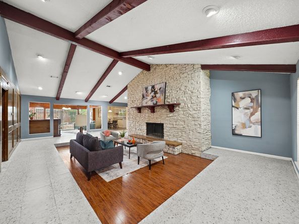 7802 Santa Elena Street, Houston TX 77061