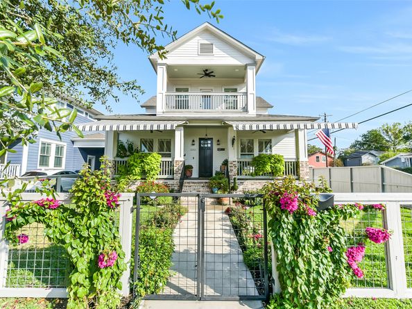 1202 Walton Street, Houston TX 77009