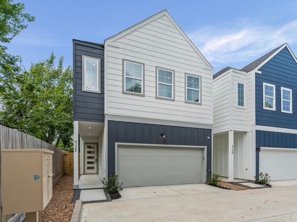 412 Neyland Street E, Houston TX 77022