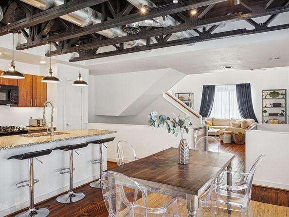 6943 Ardmore Street, Houston TX 77054