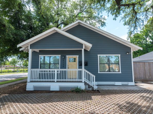 4734 Bell Street, Houston TX 77023