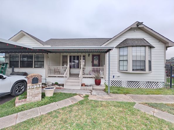 7931 Scanlock Street, Houston TX 77012