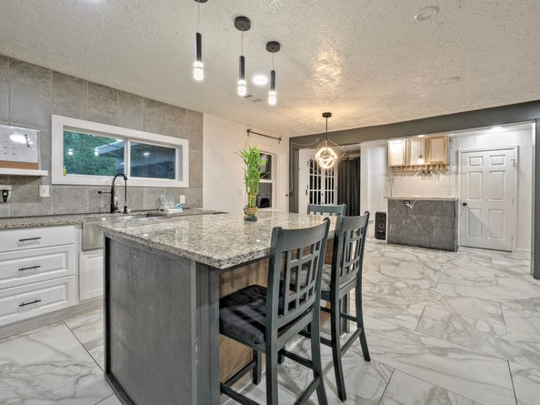 826 Rosewick Street, Houston TX 77015