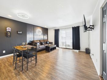 2814 S Bartell Drive