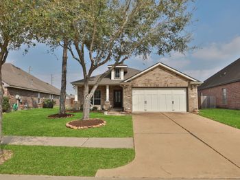 8222 Groveland Hills Drive