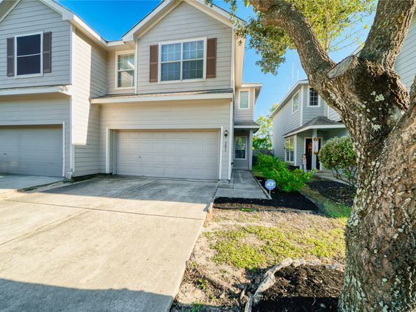 2831 Hackamore Hollow Lane, Houston TX 77014