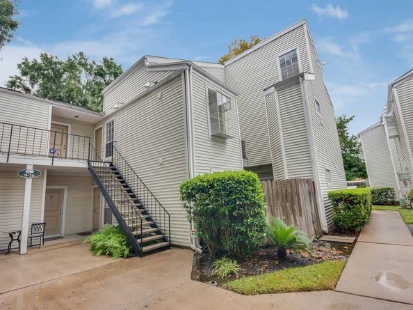 9809 Richmond Avenue C16, Houston TX 77042