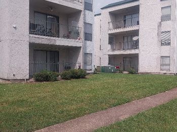 2816 S Bartell Drive