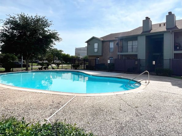 9350 Country Creek Drive 58, Houston TX 77036