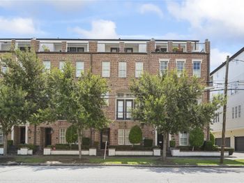 1027 Saint Charles Street