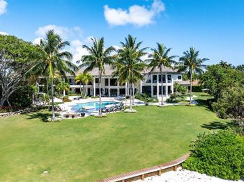 3208 Pilots Point Circle