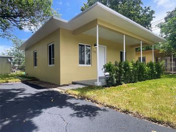 712 NW 17th Avenue