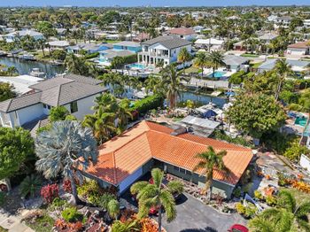 605 Inlet Road