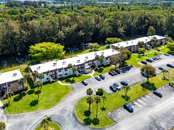 130 Lake Meryl Drive