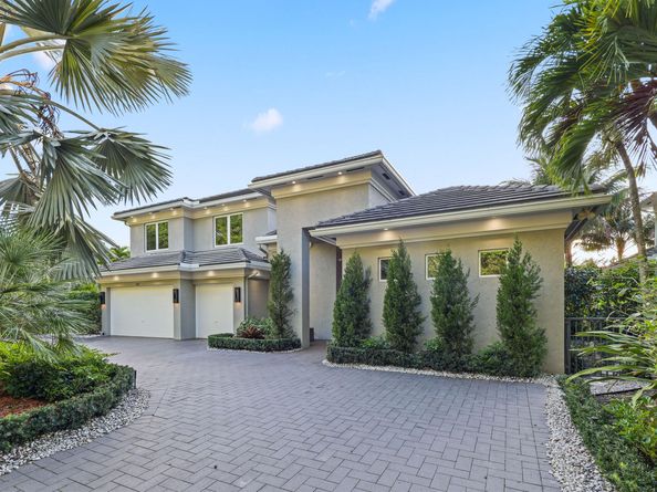 10110 Sweet Bay Street, Plantation FL 33324