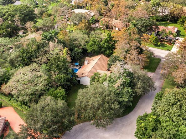 7722 Laurel Ln, Parkland FL 33067