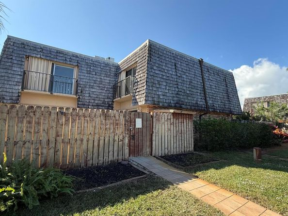 2717 SE 27th Way, Boynton Beach FL 33435