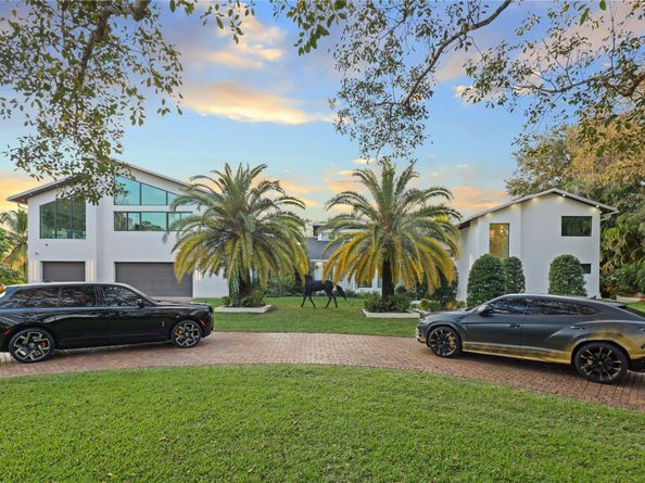 5251 NW 80th Ter, Parkland FL 33067