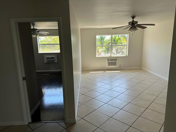 1480 E Sample Road 207, Pompano Beach FL 33064