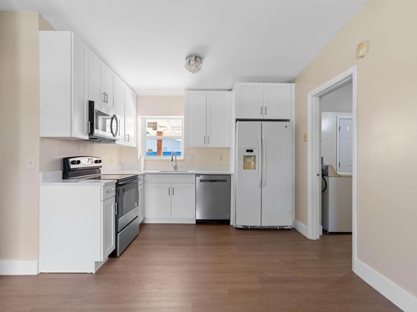 200 Plum Tree Drive, Lake Worth FL 33462