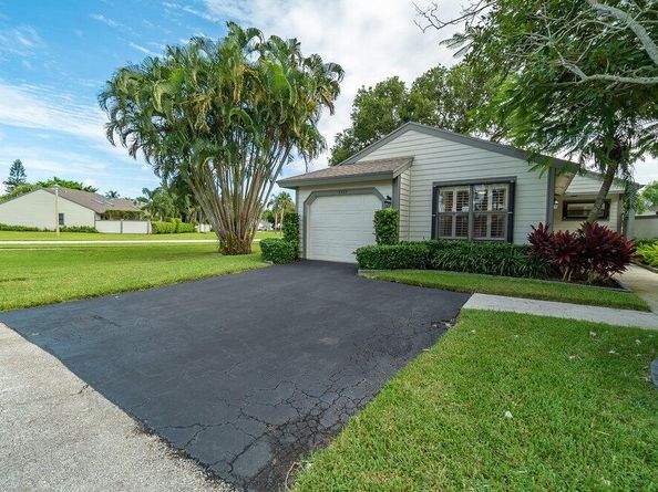 13335 Bedford Mews Court N, Wellington FL 33411