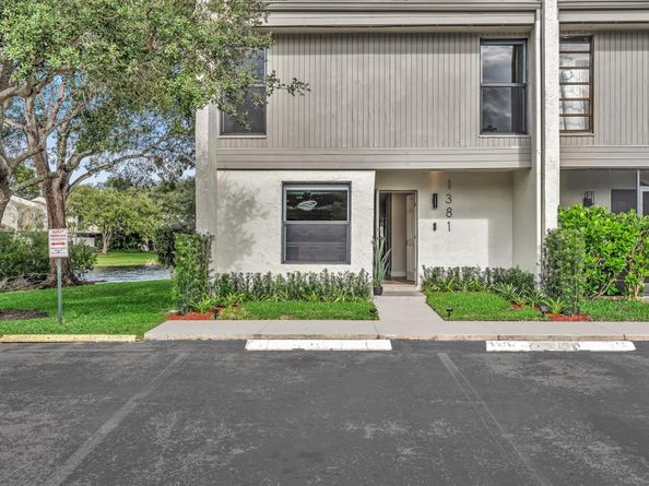 1381 NW 99th Ave 172, Pembroke Pines FL 33024