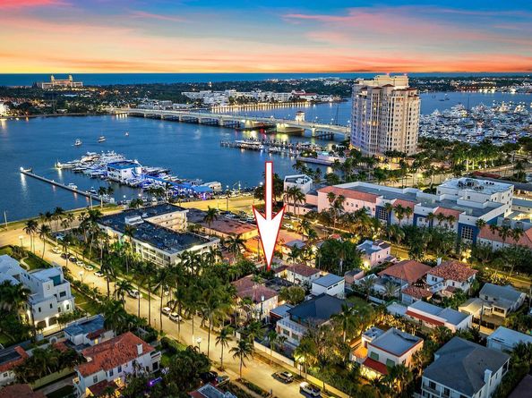 228 9th Street, West Palm Beach FL 33401