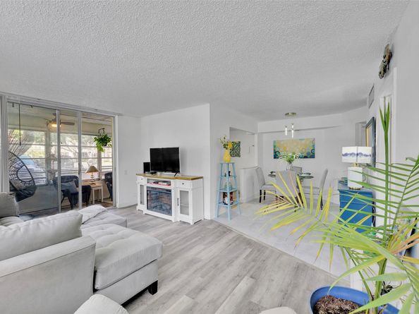 9090 Lime Bay Blvd 112, Tamarac FL 33321