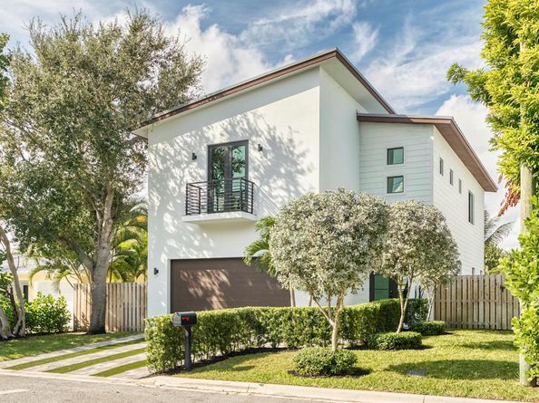 1517 N Lakeside Drive, Lake Worth Beach FL 33460