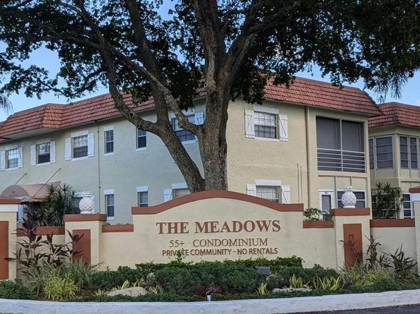 5681 SW 2nd Court SW 204, Margate FL 33068