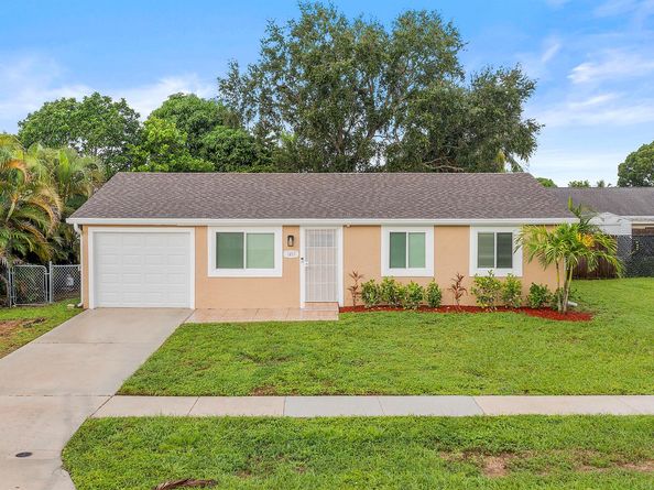 1357 Ryan Lane, Royal Palm Beach FL 33411