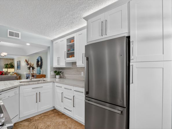 23345 Carolwood Lane 205, Boca Raton FL 33428