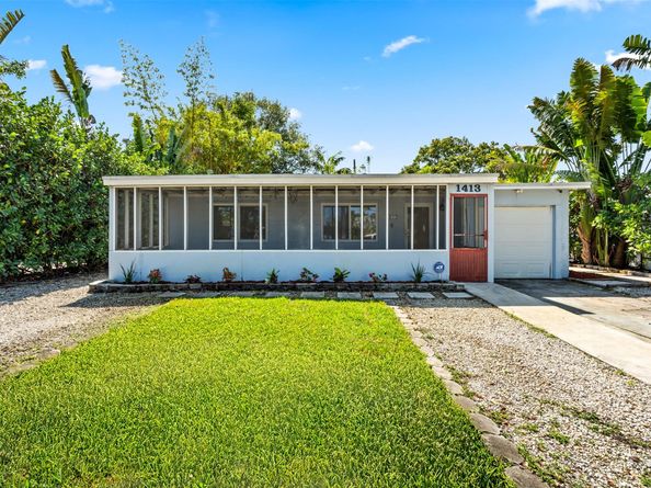 1413 SW 23rd Ave, Fort Lauderdale FL 33312